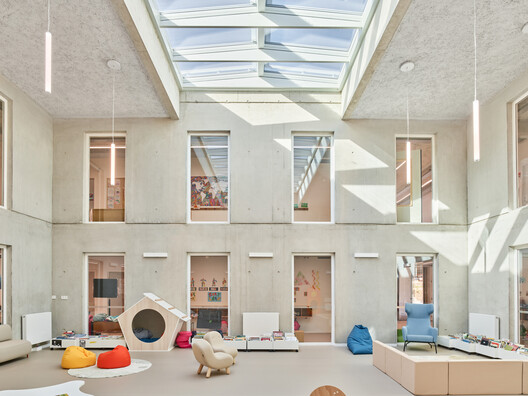 School Complex of the Olive Tree / GGR architectes - Interior Photography