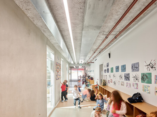 School Complex of the Olive Tree / GGR architectes - Interior Photography