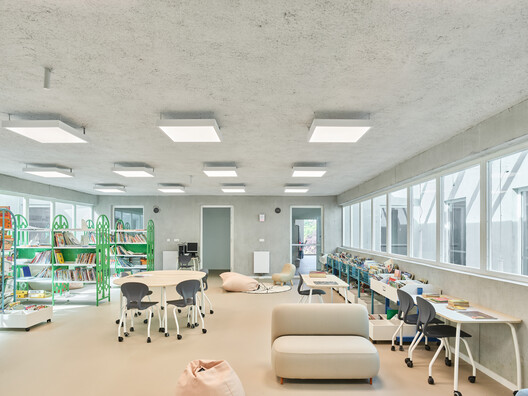 School Complex of the Olive Tree / GGR architectes - Interior Photography, Living Room, Lighting, Chair