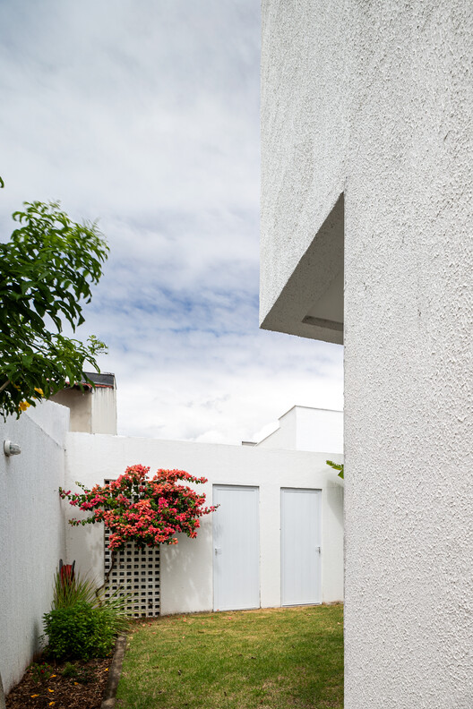 A2 House / Rede Arquitetos A2 House / Rede Arquitetos - Exterior Photography, Concrete