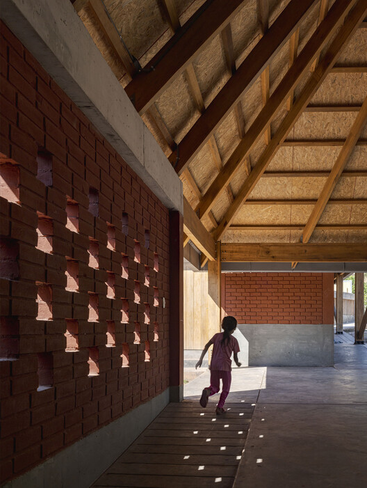 Sonomoro Preschool / Semillas Sonomoro Preschool / Semillas - Interior Photography, Brick