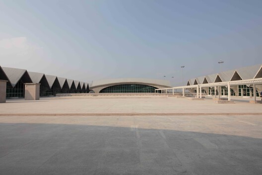 Sports and Cultural Complex IIT Hyderabad / IITH Campus Design Team of the University of Tokyo + NIHON SEKKEI + APL design workshop - Image 14 of 35