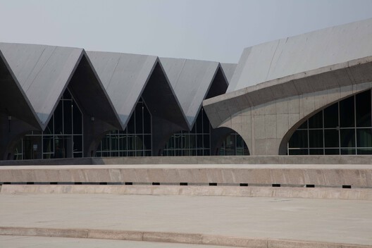 Sports and Cultural Complex IIT Hyderabad / IITH Campus Design Team of the University of Tokyo + NIHON SEKKEI + APL design workshop - Exterior Photography, Concrete