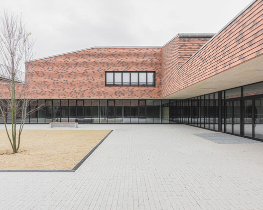 Primary School Krampnitz / AFF architekten - Image 6 of 20