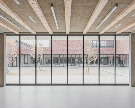 Primary School Krampnitz / AFF architekten - Image 7 of 20