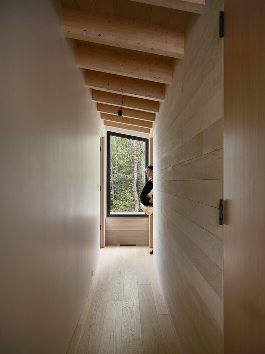 Counter-Slope House / YH2 Architecture Counter-Slope House / YH2 Architecture - Image 16 of 25