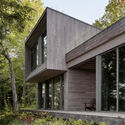 Counter-Slope House / YH2 Architecture - Houses