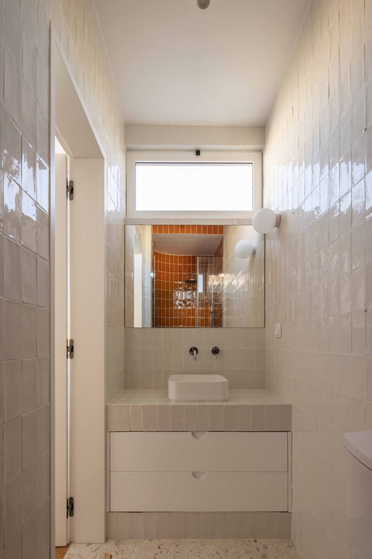 Infante House / Blaanc Infante House / Blaanc - Interior Photography, Bathroom, Sink, Lighting, Glass