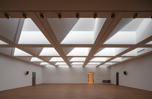 Haining Natural Exhibition Center / Sens Architects - Image 4 of 40