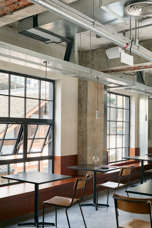 Spring Patio / amass - Interior Photography, Chair, Beam