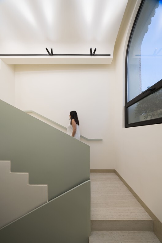 Nafas-e-No (New Breath) Clinic / Event office Nafas-e-No (New Breath) Clinic / Event office - Image 9 of 19