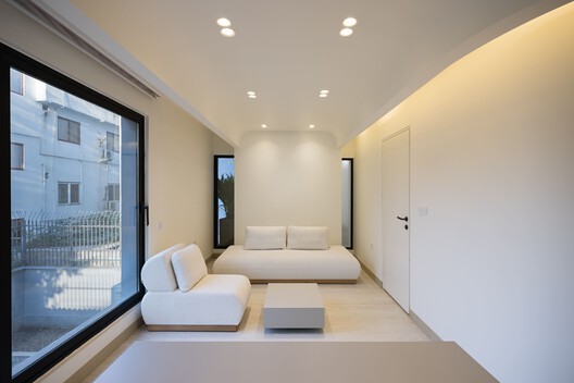 Nafas-e-No (New Breath) Clinic / Event office Nafas-e-No (New Breath) Clinic / Event office - Image 14 of 19