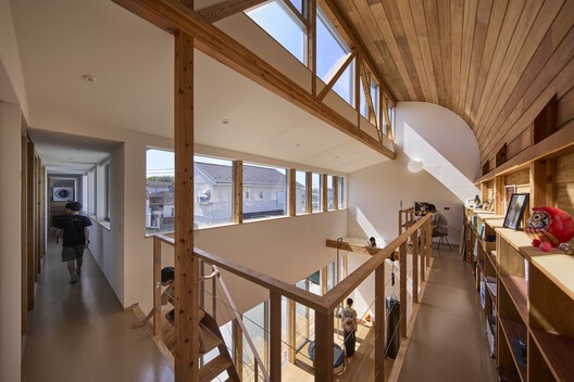 Path Envelope in Maebashi / HAGISO - Interior Photography, Wood, Lighting, Beam