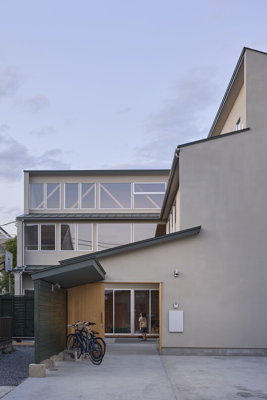 Path Envelope in Maebashi / HAGISO - Exterior Photography, Concrete, Balcony