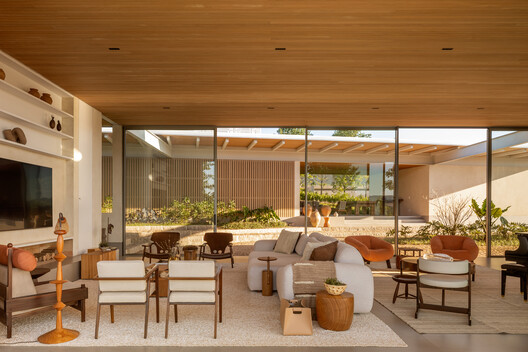 JL Residence / Kiko Castello Branco Arquitetura + Lucas Cunha - Interior Photography, Chair