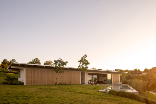 JL Residence / Kiko Castello Branco Arquitetura + Lucas Cunha - Exterior Photography