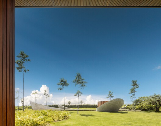 Nest Chapel / Felipe Caboclo Arquitetura - Image 13 of 58
