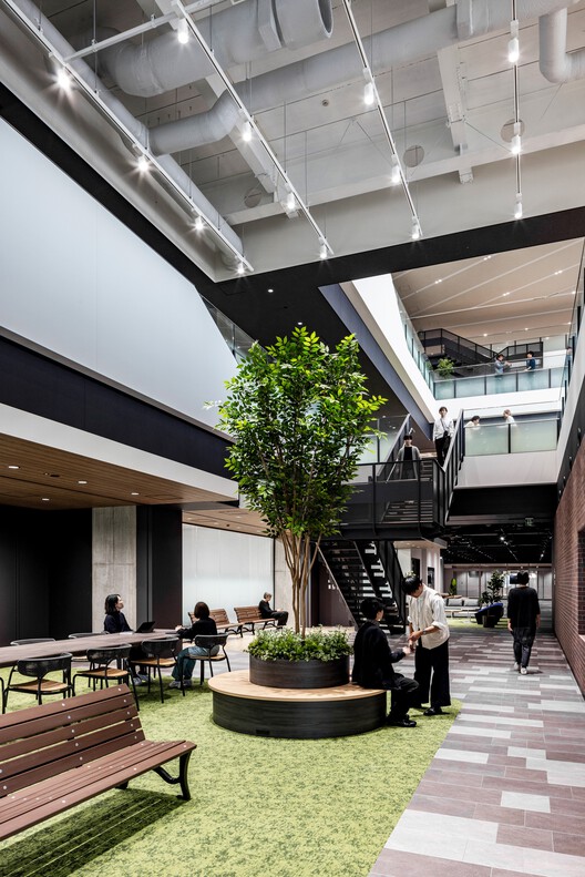 SUBARU Innovation Hub / Nikken Sekkei SUBARU Innovation Hub / Nikken Sekkei - Image 13 of 32