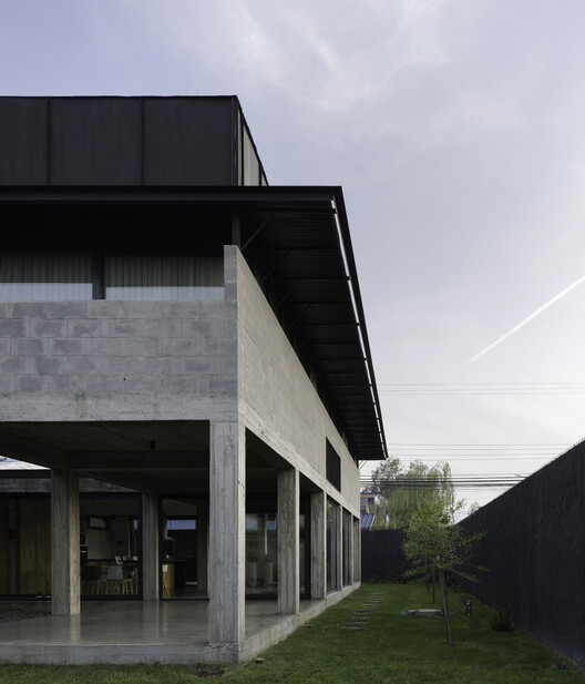 Cónico House / Felipe Alarcón Cónico House / Felipe Alarcón - Exterior Photography, Concrete