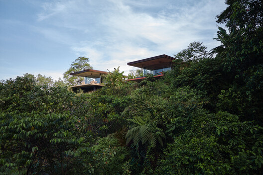 Adaptive Cabins in Costa Rica: Designing for Humidity and Ventilation in the Jungle - Image 6 of 7