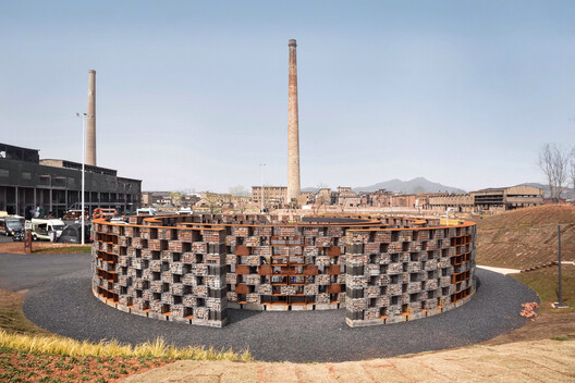 "Echo of the ruins" Open-Air Museum of Sound and Memory / 1Y Architects - Exterior Photography