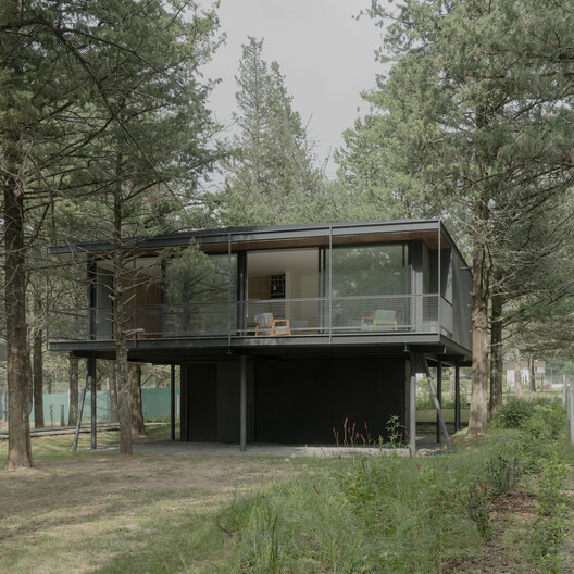 La Florida II House / Lezaeta Lavanchy - Exterior Photography