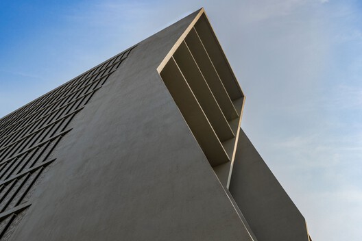 Magnus Office / Sanjay Puri Architects - Image 13 of 28