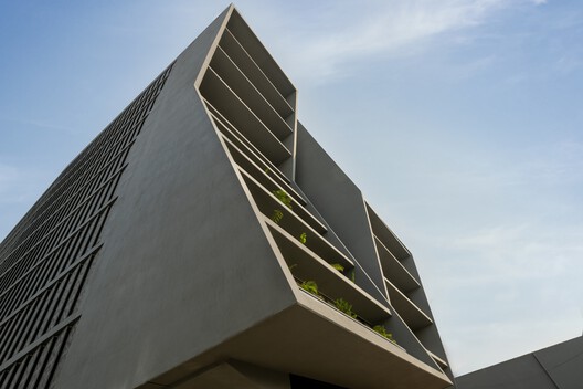 Magnus Office / Sanjay Puri Architects - Image 11 of 28