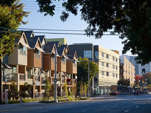 Form, Function, and Funding: The High-Tech Urbanism of San Francisco - Image 2 of 30