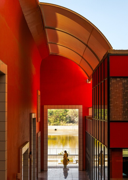 Convention Center IIT Hyderabad / IITH Campus Design Team of the University of Tokyo + NIHON SEKKEI + APL design workshop - Interior Photography