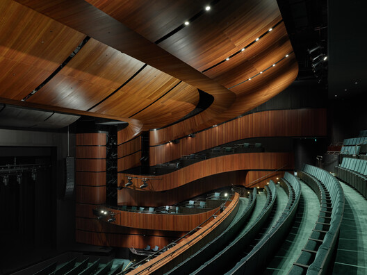 The Glasshouse Theater / Blight Rayner Architecture + Snøhetta - Image 7 of 8