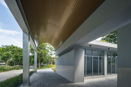 Three Service Pavilions of Guiwan Park / hang cheng studio - Interior Photography