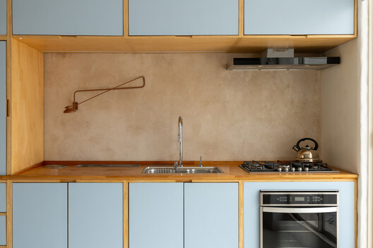 Apartamento Aclimação / Margem Arquitetos Apartamento Aclimação / Margem Arquitetos - Fotografía interior, Cocina, Encimera, Madera