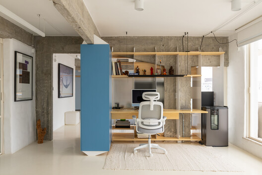 Apartamento Aclimação / Margem Arquitetos Apartamento Aclimação / Margem Arquitetos - Fotografía interior, Cocina, Madera, Sillas, Iluminación, Mesas, Estanterías