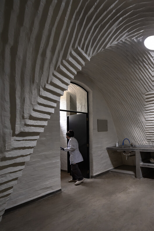 Witoca Laboratory / Al Borde - Interior Photography, Stairs, Concrete