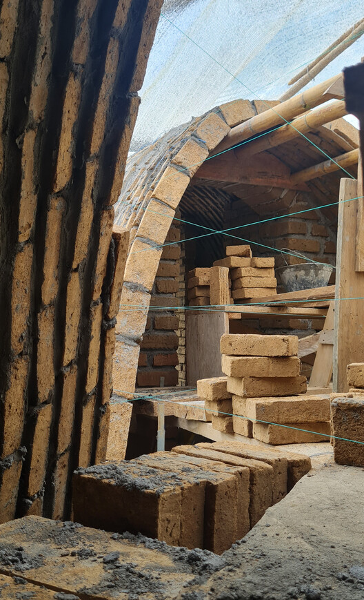 Witoca Laboratory / Al Borde - Image 25 of 61