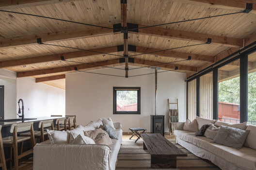 Casa La Ladera / Estudio Diagonal - Interior Photography, Living Room, Wood, Beam, Chair