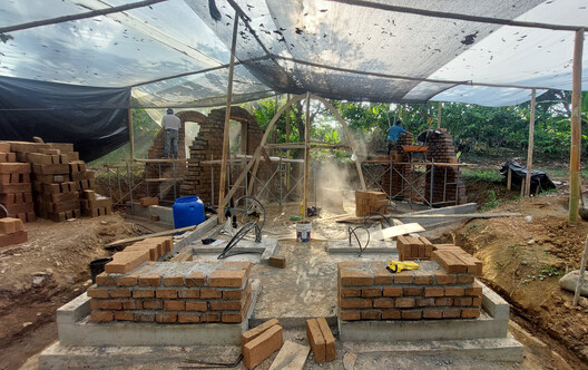 Witoca Laboratory / Al Borde - Image 24 of 61