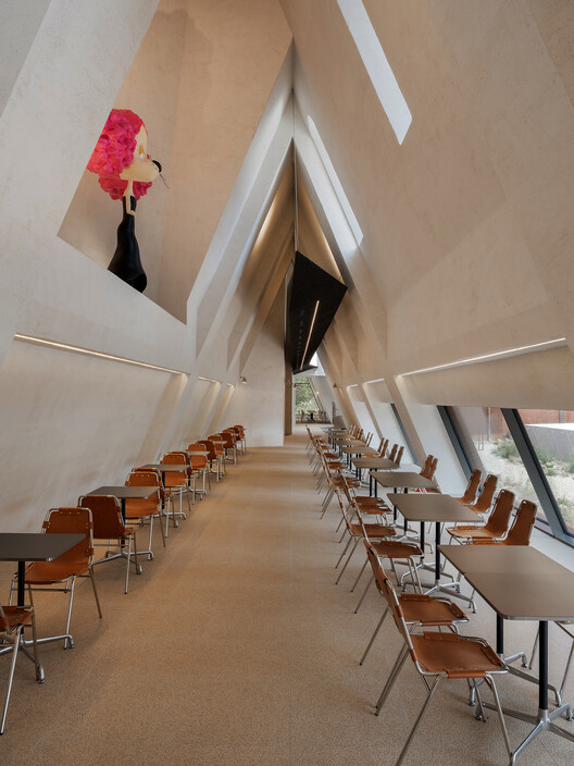 Monologue Café / SOSOKKI ANAC - Interior Photography, Dining room, Wood, Chair