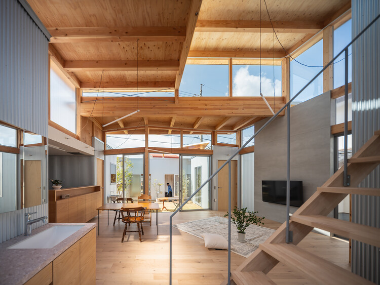 梅野木住宅 / Hidekazu Kishi Architects - 室内图, 厨房, 木头, 梁