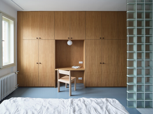 Corner Apartment / Prokop Hartl - Interior Photography, Closet, Wood, Bedroom, Bed