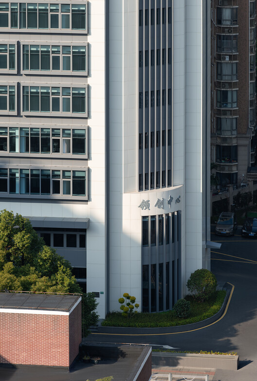 上海长宁海益大厦改造项目 / DUTS 杜兹设计 - 建筑图