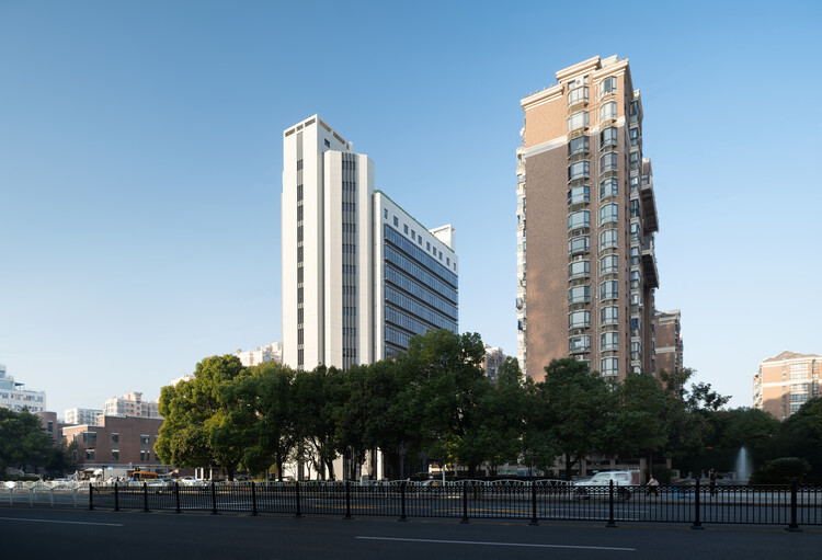 上海长宁海益大厦改造项目 / DUTS 杜兹设计 - 建筑图