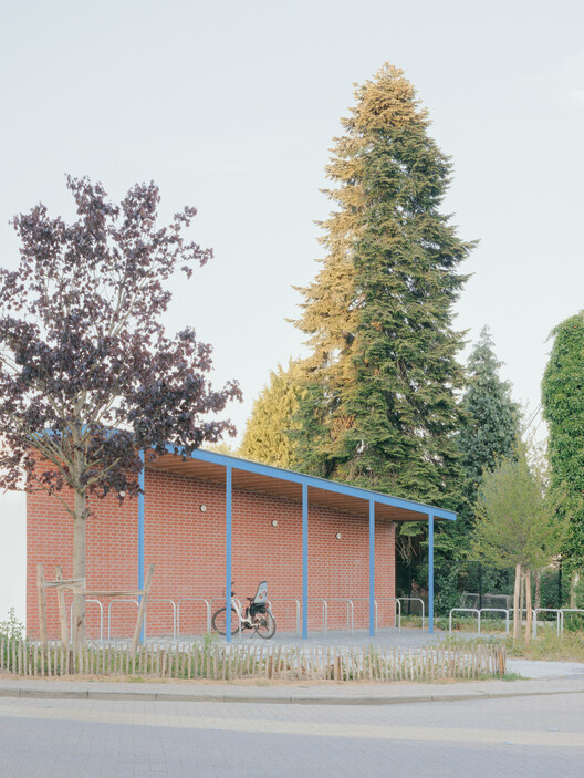 Youth Center Mena / fijn atelier + Studio Kloek Youth Center Mena / fijn atelier + Studio Kloek - Image 22 of 26