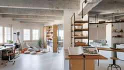 Apartment Conversion into a Creative Studio / alchitekt