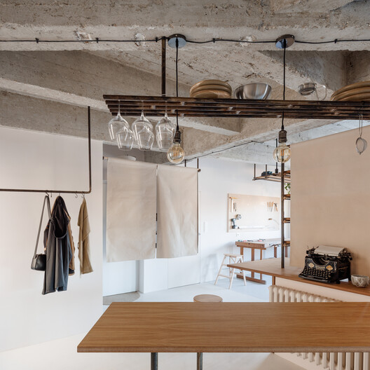 Apartment Conversion into a Creative Studio / alchitekt - Interior Photography, Kitchen, Beam