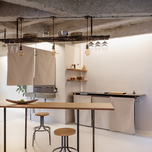 Apartment Conversion into a Creative Studio / alchitekt - Interior Photography, Kitchen, Table
