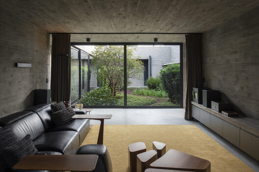 Casa Paula / Luciano Kruk - Fotografía interior, Sala de estar, Concreto