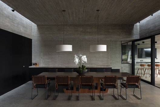 Casa Paula / Luciano Kruk - Fotografía interior, Comedor, Madera, Mesas, Sillas, Vidrio