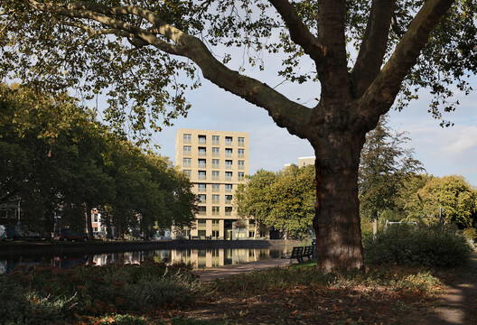 De Hartenrust Residential Building / van Bergen Kolpa architects De Hartenrust Residential Building / van Bergen Kolpa architects - Exterior Photography